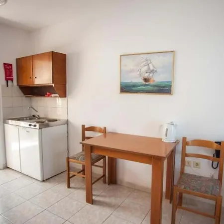 Aparthotel Agathaggelos